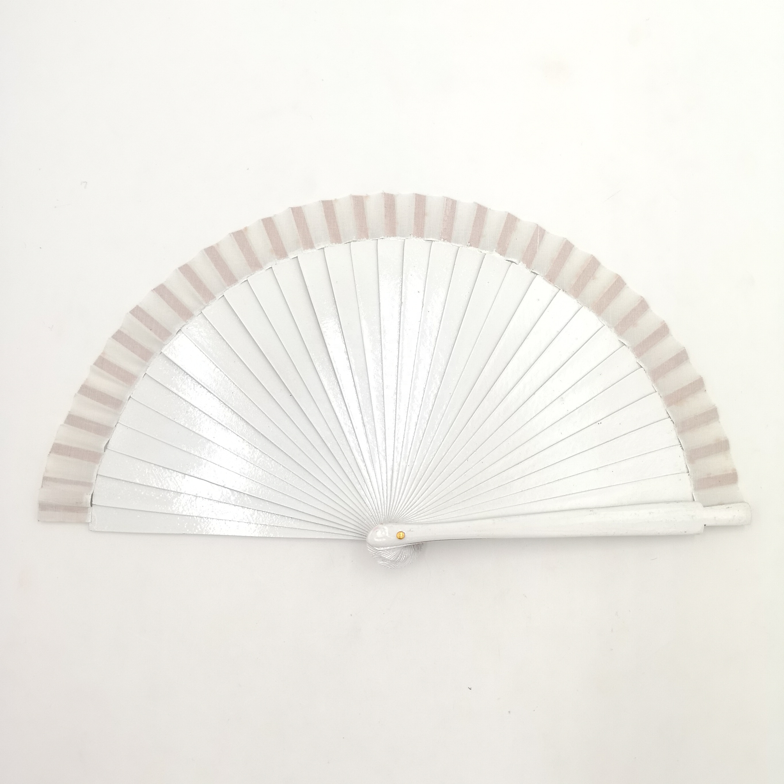 White spanish wooden hand fans